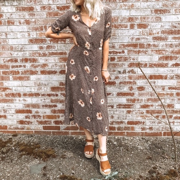 H&M Dresses & Skirts - H&M Maxi Dress